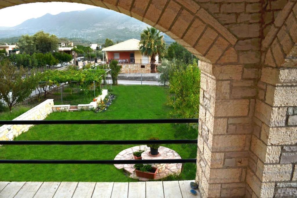 Το Πετρινο - Καλοκαιρινό Σπίτι Κοντά Στα Σύβοτα - Φασκομηλια Faskomilia Exterior foto